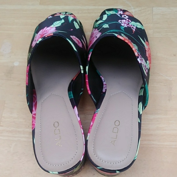 Aldo Flower sandals - Picture 3 of 4